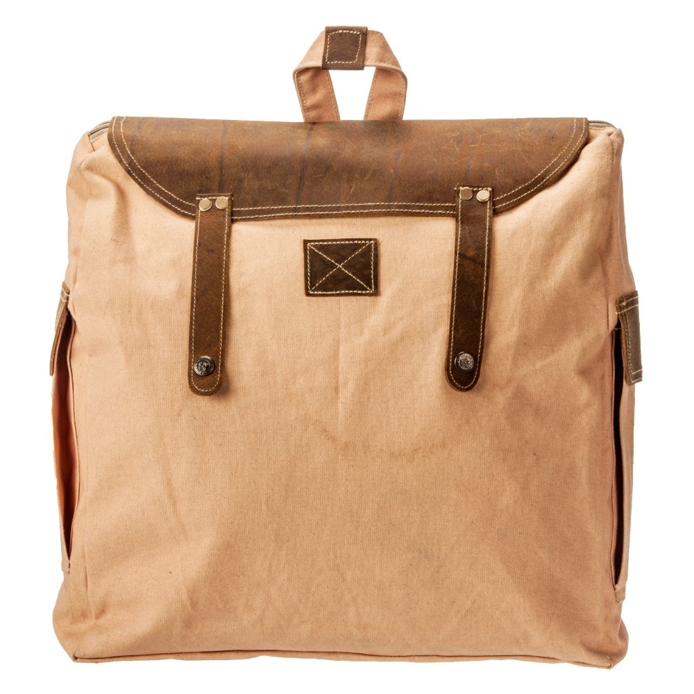 NWOT The "Wallace" Barrel Shack Backpack